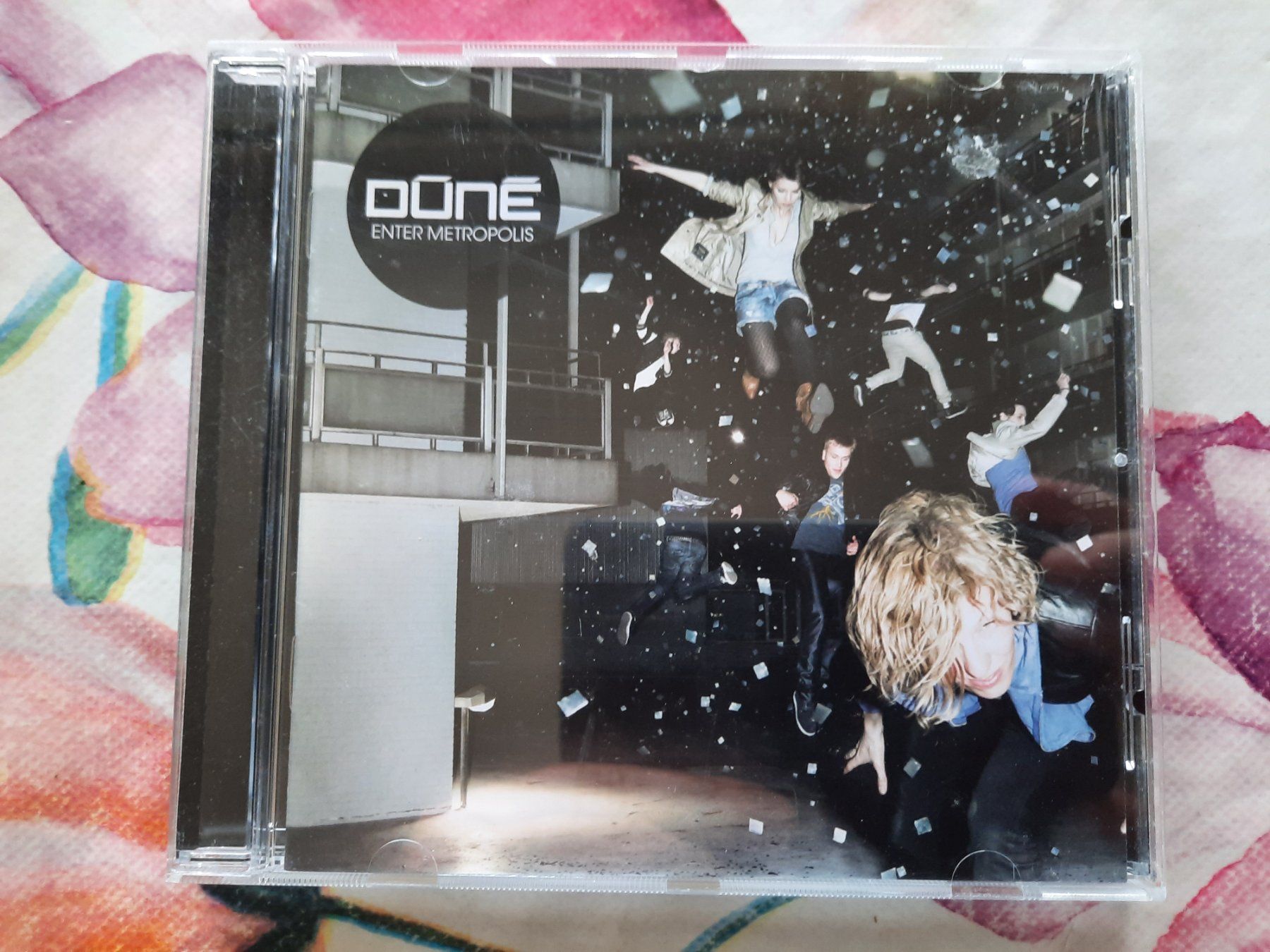 CDs: CD Duné - Enter Metropolis – Gebraucht aus Pully von bro_n52j