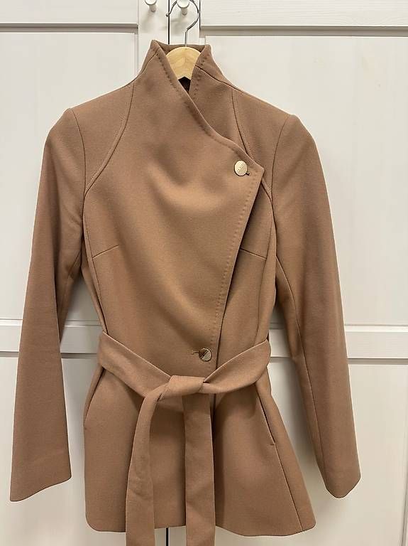 Cappotti: Ted baker Coat – Usato da Ebmatingen venduto da ste_8kl2