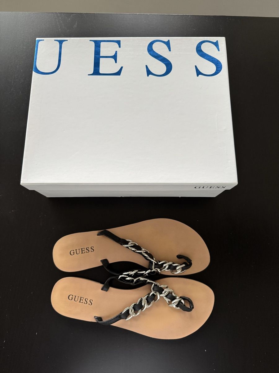 Guess Scarpe da donna: Flip Flop Guess schwarz Gr. 39 – Nuovo (secondo la descrizione) da Zürich venduto da Jen10 8