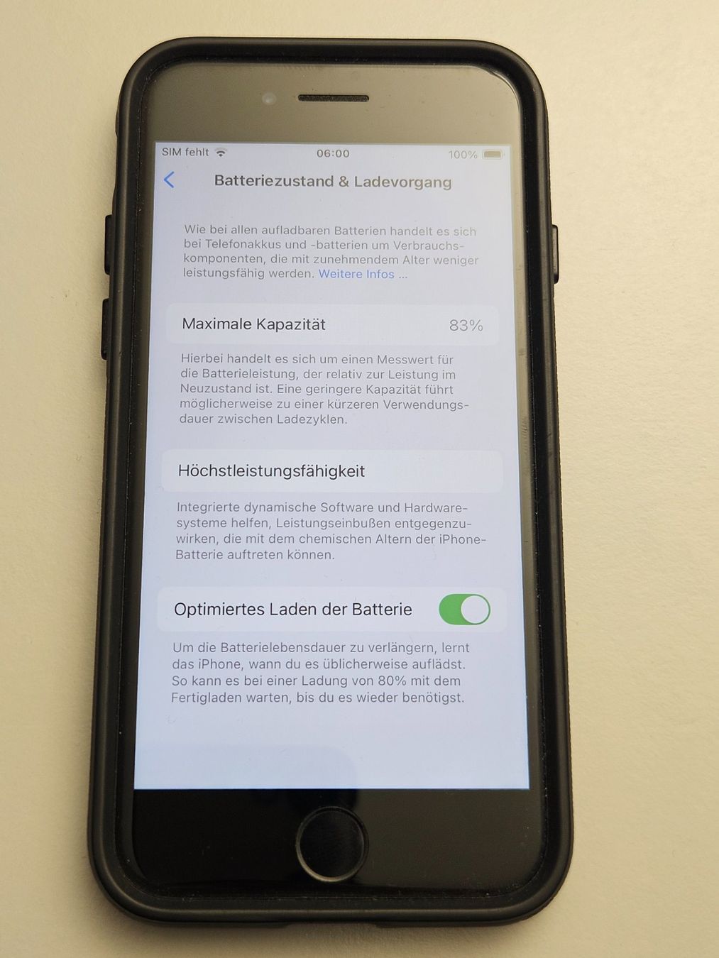 Apple Handys / Smartphones: iPhone SE / Black / 128GB inkl. Eiger Schutzhülle – Gebraucht aus Hinwil von 97 3