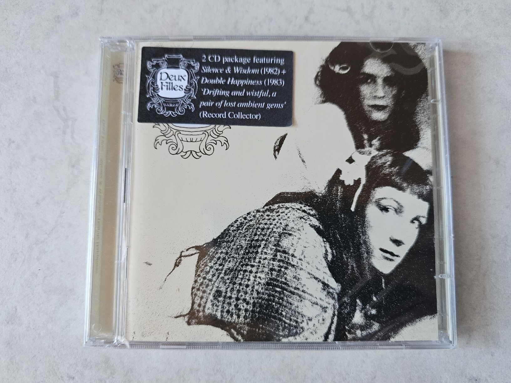 CD: Deux Filles - Silence & Wisdom / Double Happiness / 2 CD OVP – Nuovo e nell'imballaggio originale da Schneisingen venduto da backstore24