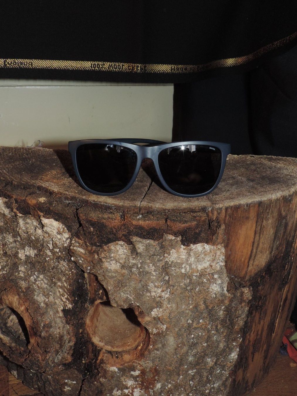 Occhiali & Lenti: lunettes de soleil bleu foncé INVU – Usato da Genève venduto da Axelle333 2