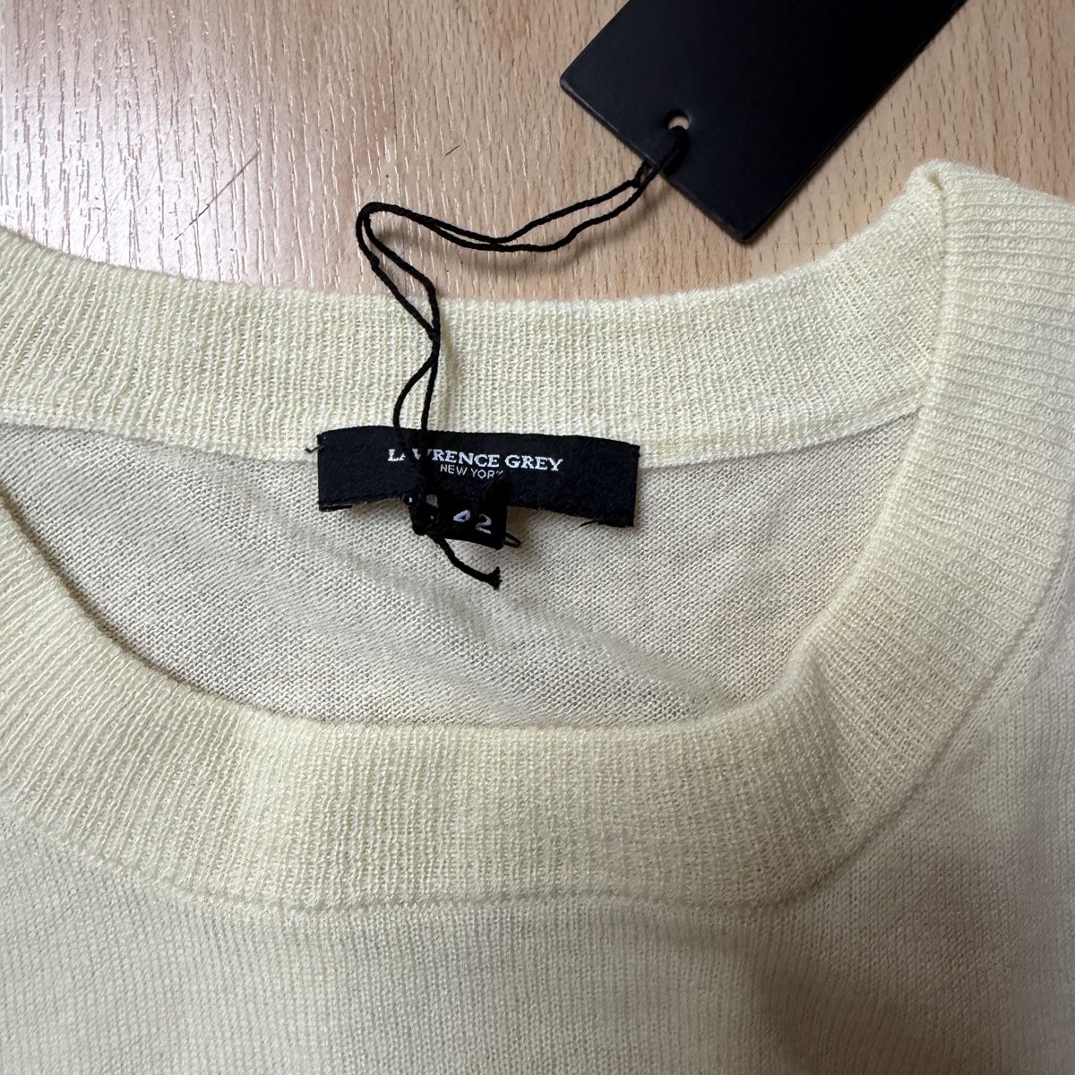 Pulls & Sweat-shirts: Kaschmir Pullover Lawrence Grey hellgelb Gr. 42 neu – Neuf (Voir description) à Thun par BanjoDan 1