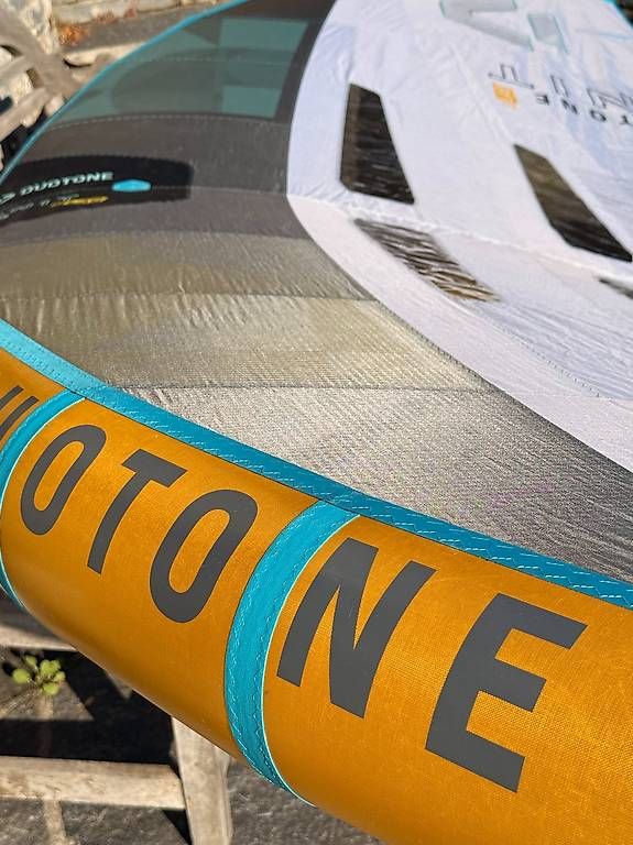 Surf: Wingfoil Duotone Unit D Lab 5.5m2 – D'occasion à Zürich par gabrielezanni 4