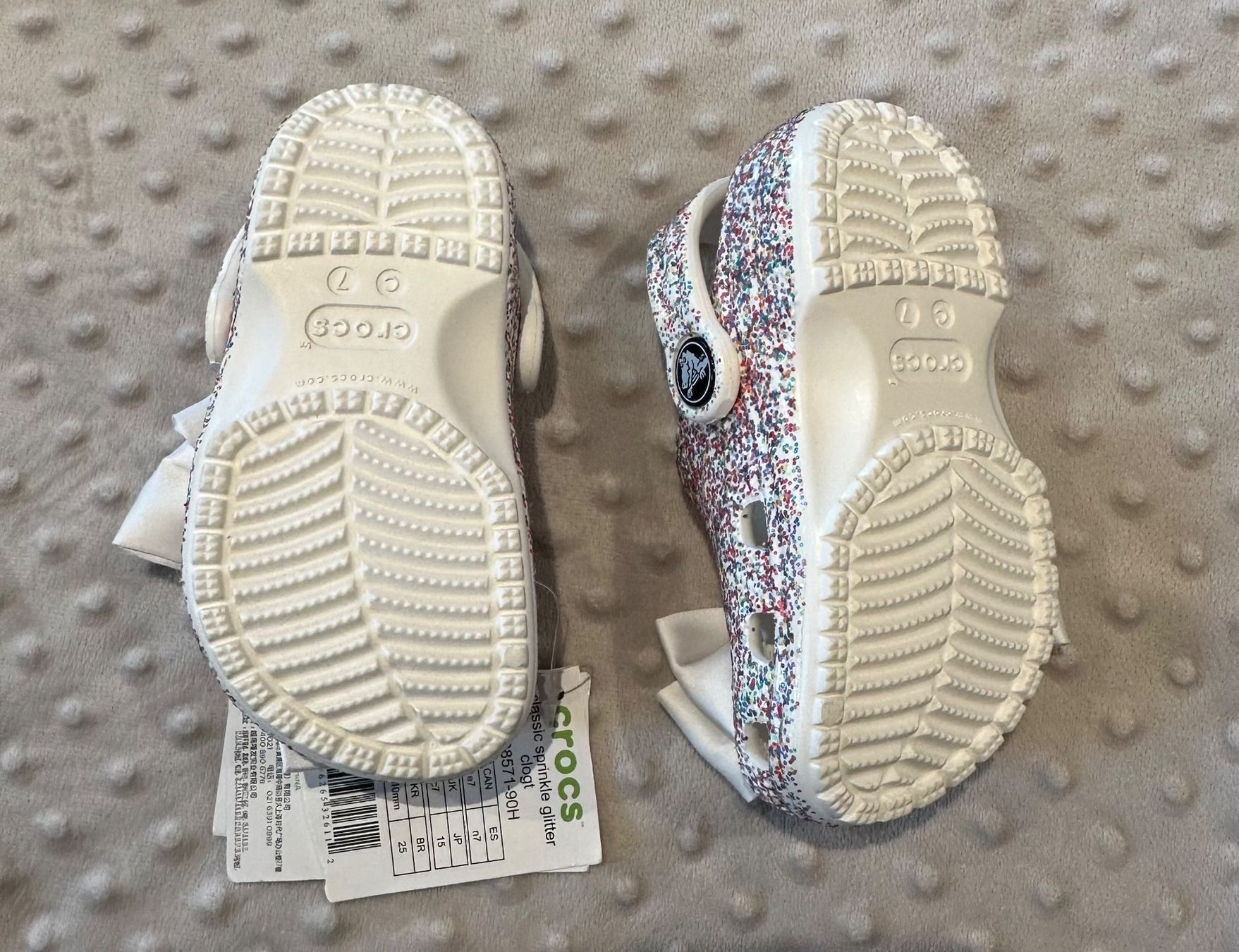 Crocs Scarpe per ragazze: Crocs Clog mit Masche&Glitzer Gr. 23-24 – Nuovo e nell'imballaggio originale da Wiesendangen venduto da MelBo 3