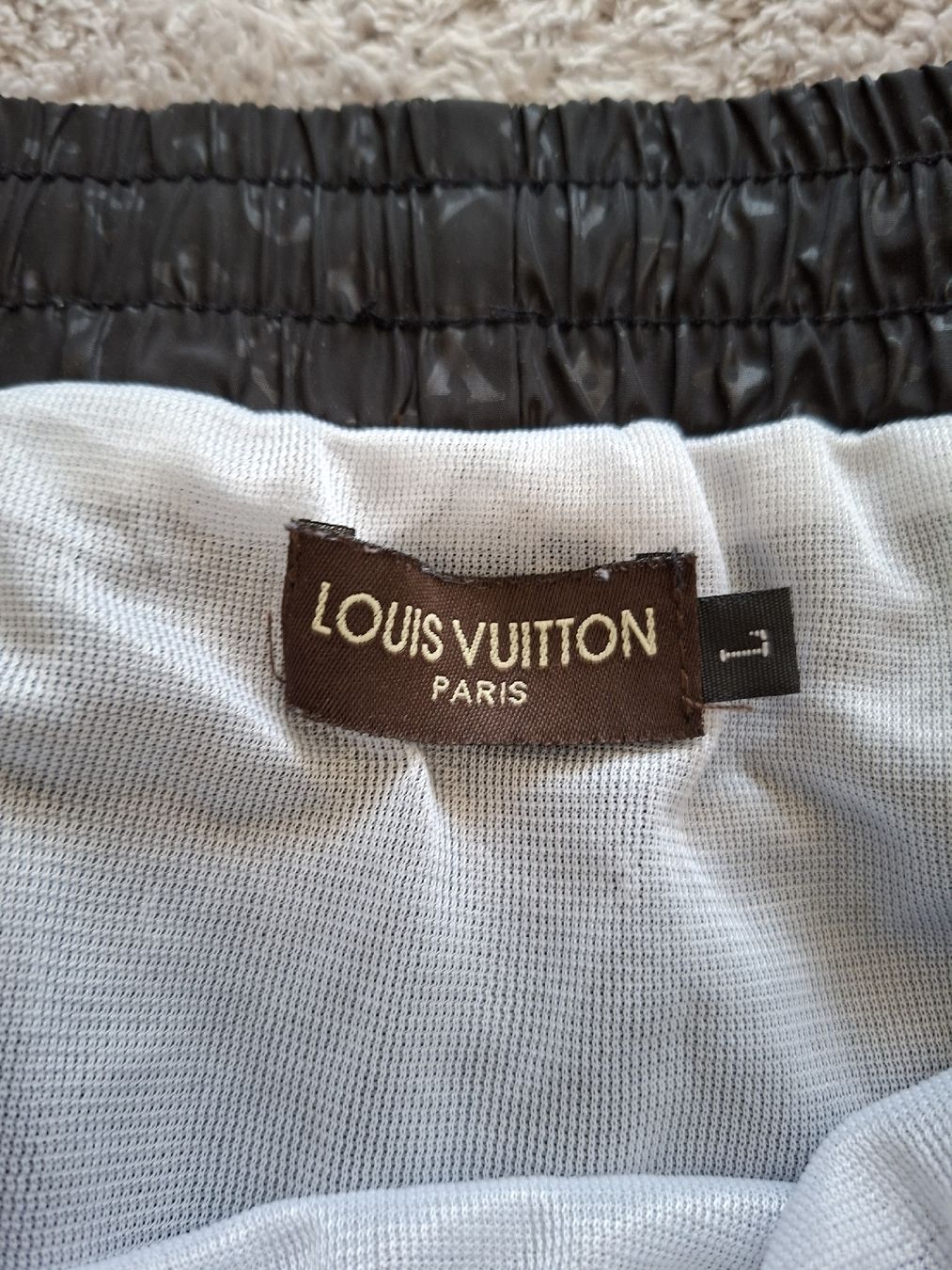Hosen: Shorts noir taille L  – Gebraucht aus Renens VD von ser_j2fn 1