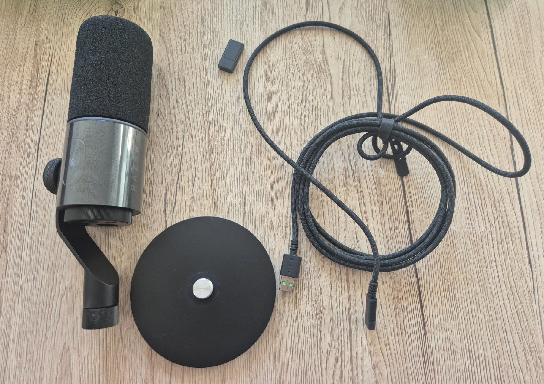 Razer Microfoni: Razer Seiren V3 Pro – Usato da Schaffhausen venduto da Nitroglix 4