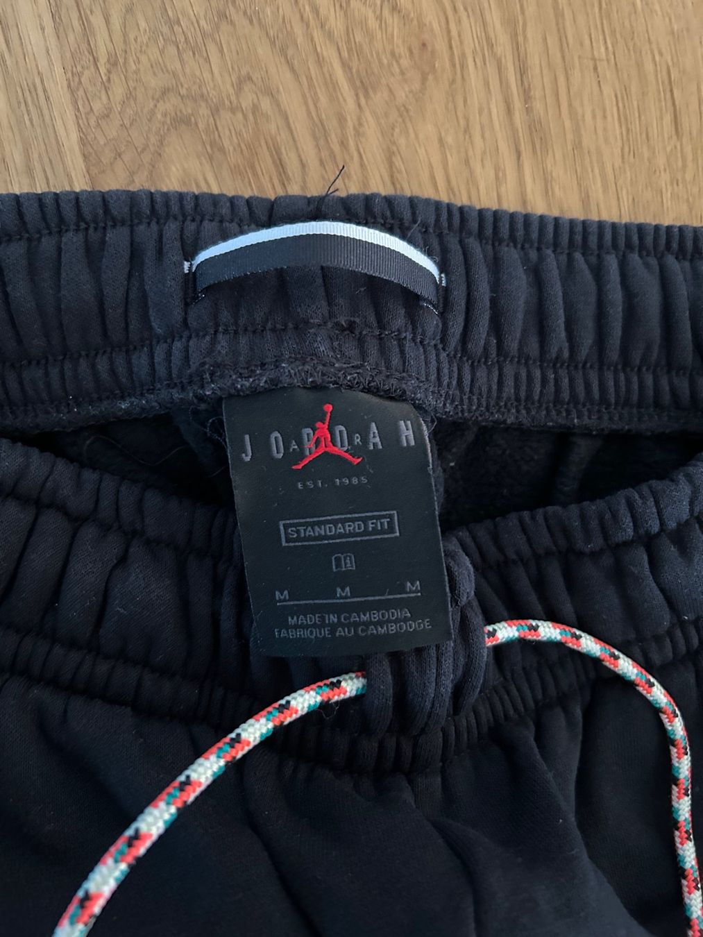 Pantaloni: Jordan Air Sweatpants – Usato da Flawil venduto da bridge28 2