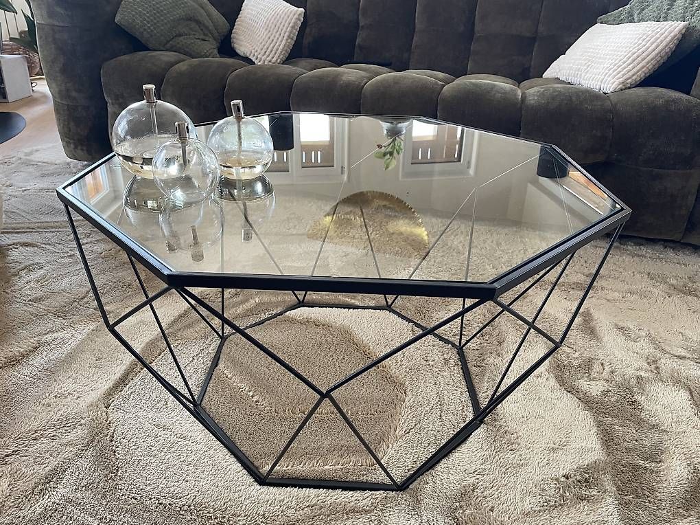 Tables: Table de salon en verre  – D'occasion à Morlon par did_j5bz