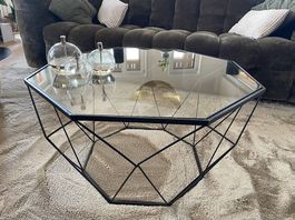 Table de salon en verre 