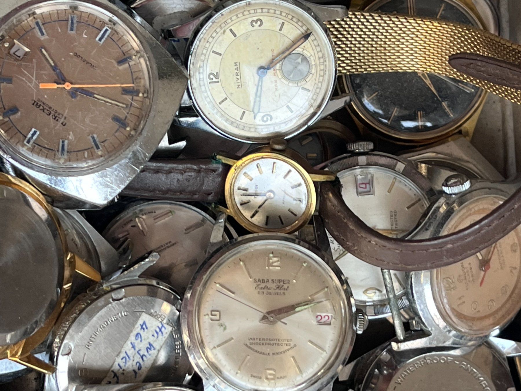 Uhren: Lot Vintage Uhren – Defekt aus Worblaufen von chronyves 1