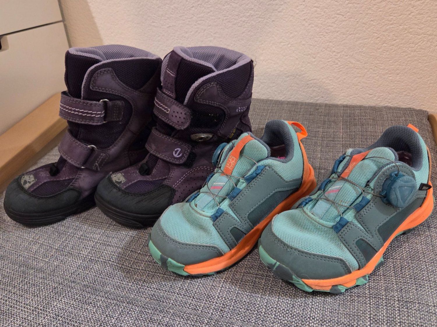 Scarpe per ragazzi: 8 Paar Kinderschuhe Grösse 29 – Usato da Thun venduto da el_gnom 8