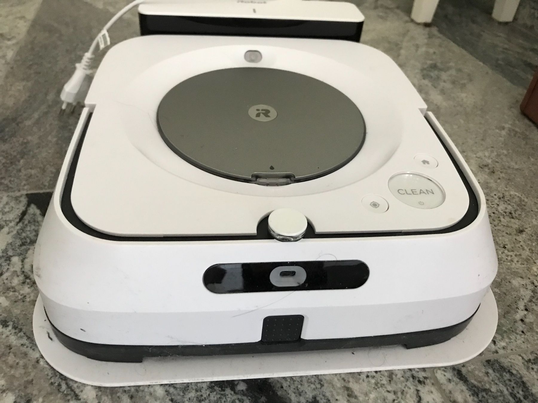 Irobot Aspirapolveri & Accessori: IRobot Wischroboter – Usato da Mauren venduto da SB1606 1