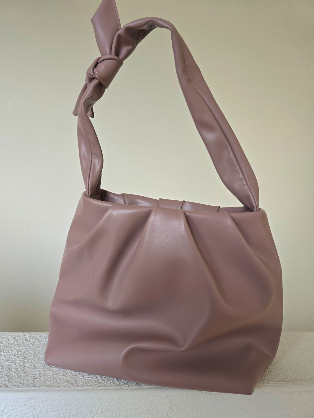 Borse da donna: Hand-Schultertasche in altrosa – Nuovo (secondo la descrizione) da Zufikon venduto da manifesto