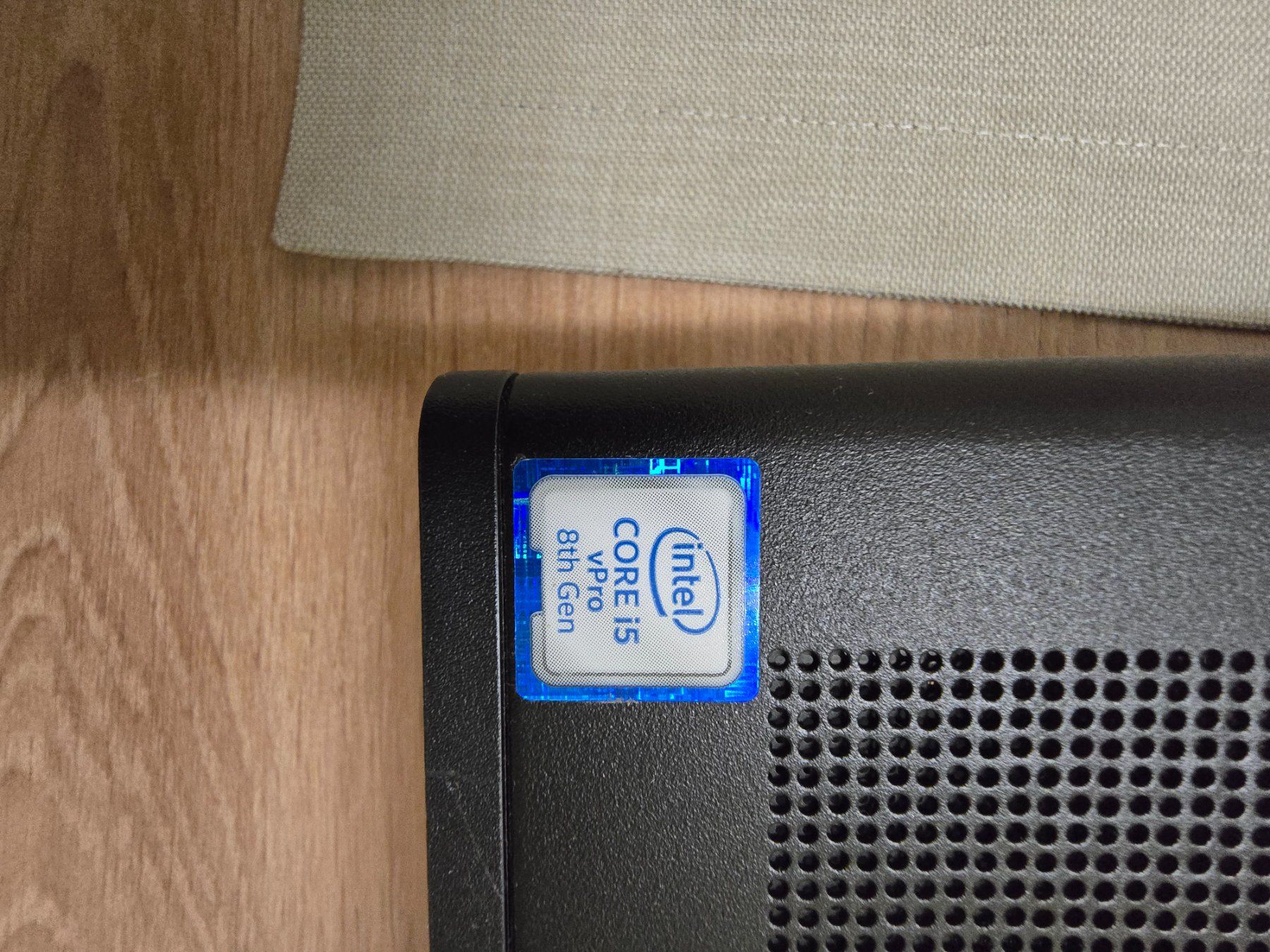 Hewlett Packard PC: HP  Elitedesk 800 G5   i5 – Usato da Winterthur venduto da Bole.sd 4