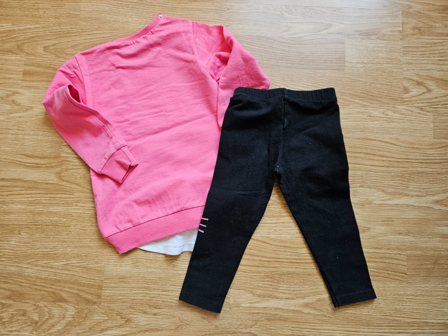 Maglioni & Felpe: Set Pullover mit Leggins – Usato da Worb venduto da jun_fj8w 1