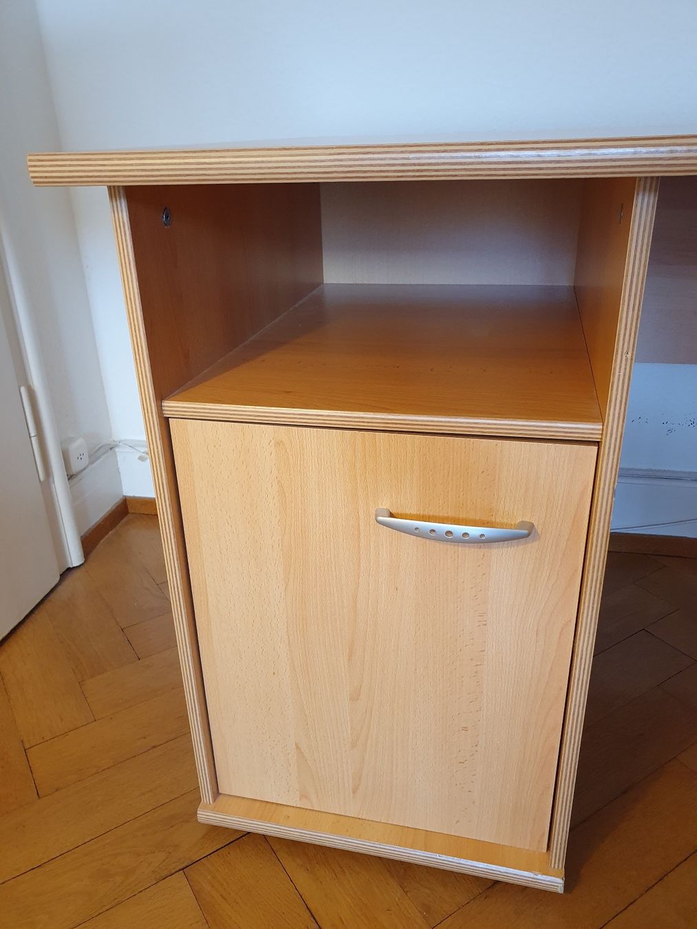 Scrivanie: Schreibtisch - top Zustand – Usato da Basel venduto da leo_q62g 2