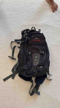 Dakine Backpack black multi-compartment acceptable