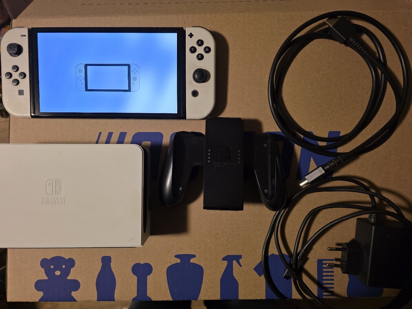 Nintendo Console: Nintendo SWITCH OLED – Usato da Amriswil venduto da triptokorsika