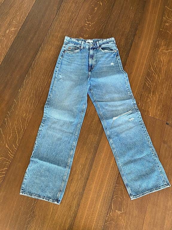 Jeans: Jeans mit Rissen - Gr. 38 – Usato da Oberlunkhofen venduto da cfe_k6ws