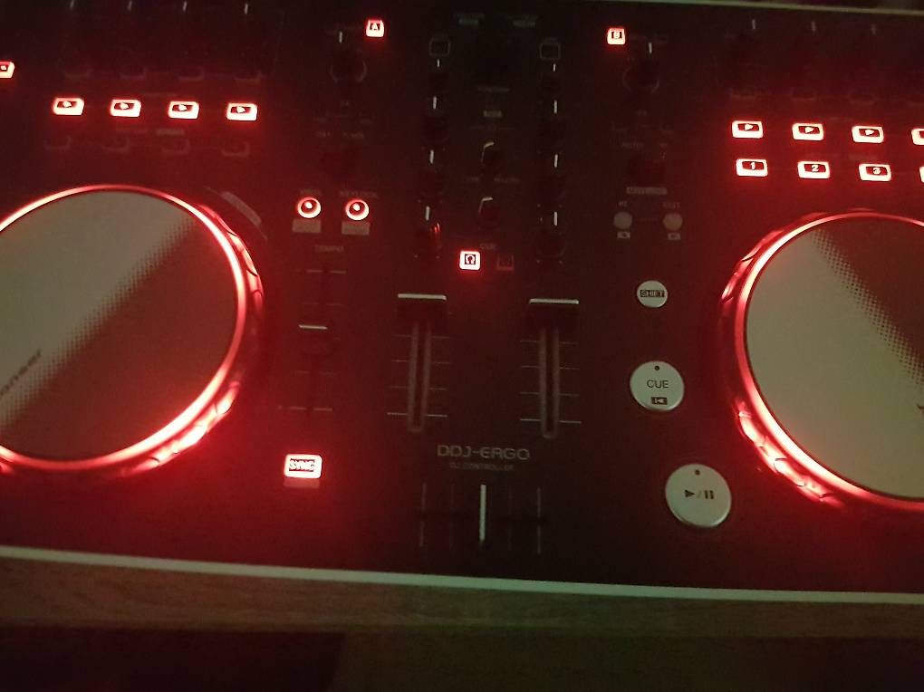Console di mixaggio: Pioneer Ddj ergo – Usato da Bronschhofen venduto da doc.brow 4