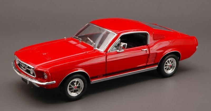 Ford Modellautos: Ford Mustang GT Fastback 1967-1968 rot / Decor         1:24 – Neu und originalverpackt aus Gerlafingen von espero88 8