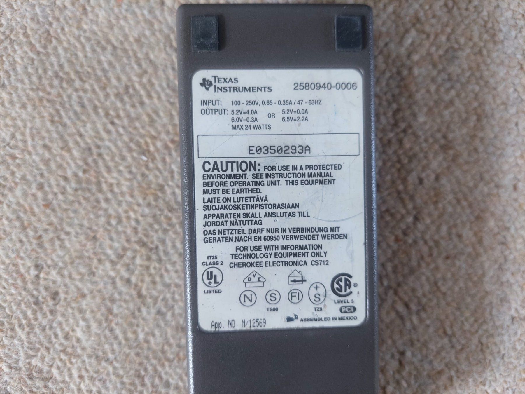 Texas Instruments Notebooks: Altes Texas Instruments Notebook TravelMate 4000 – Defekt aus Luzern von Metalhoerer 1