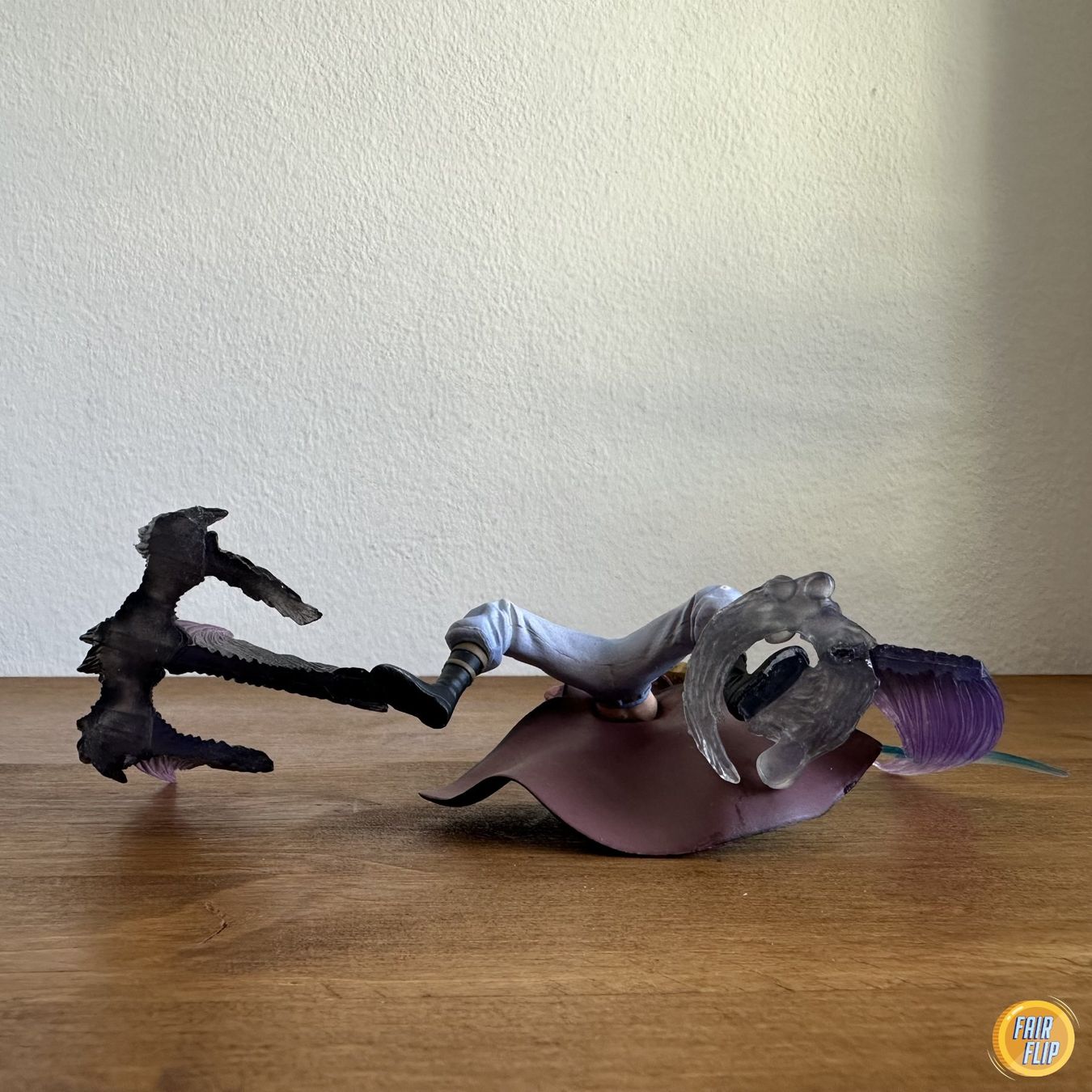 Statuette: Dracule Mihawk One Piece Figur – Usato da Luzern venduto da fairflip 3