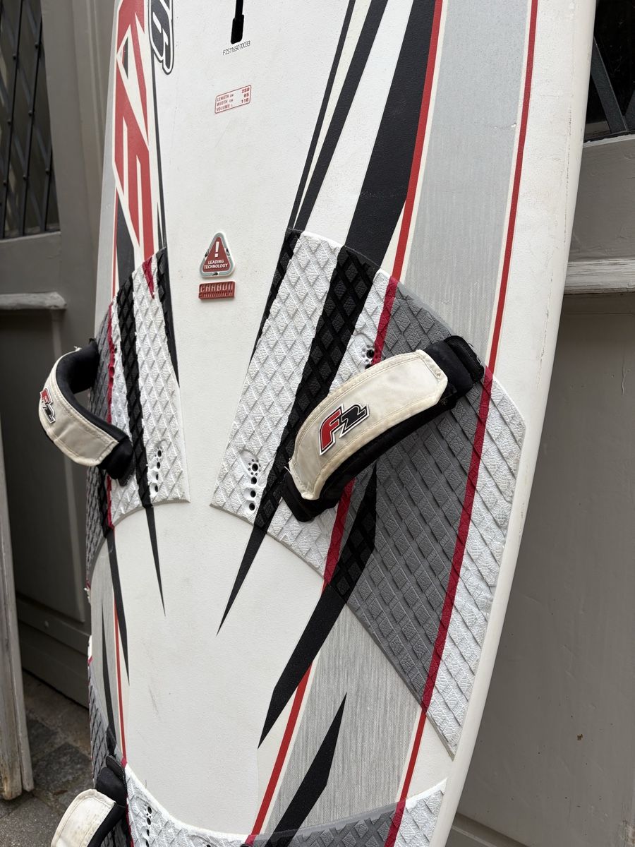 Surfboards & Schwimmbrette: F2 Surfboard – Gebraucht aus ST. GALLEN von patrickmartin 2