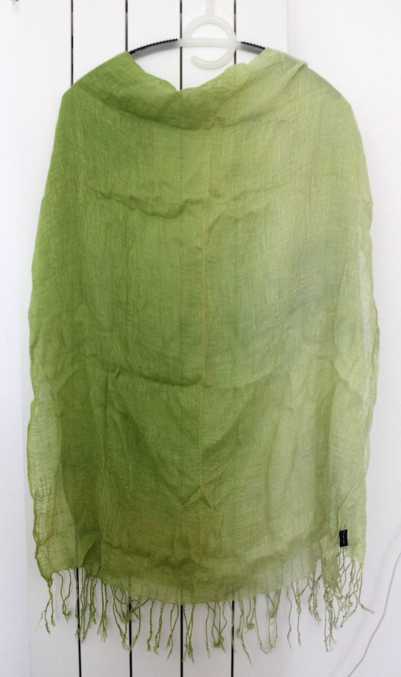 Foulards & écharpes: Grüner Leinen Schal, – D'occasion à Locarno par madame-tus-sauds 4
