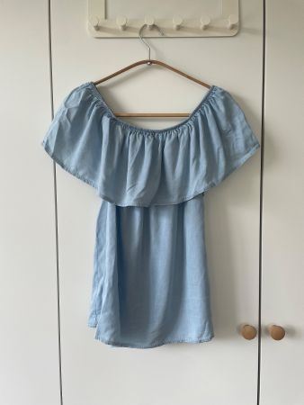 Luftige Carmen-Bluse (Jeans-Optik), 100% Lyocell Gr. M