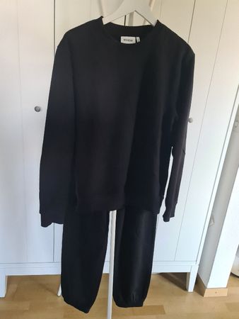 Weekday Zweiteiler Jogger Jogginganzug Größe S 