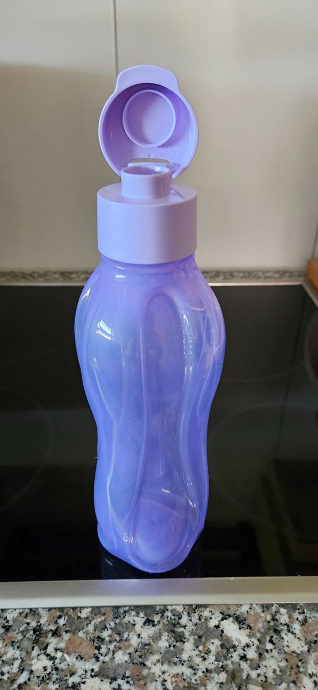 Tupperware Behälter & Ähnliches: Eco Trinkflasche Sport – Neu (gemäss Beschreibung) aus Hasle b. Burgdorf von buddle32