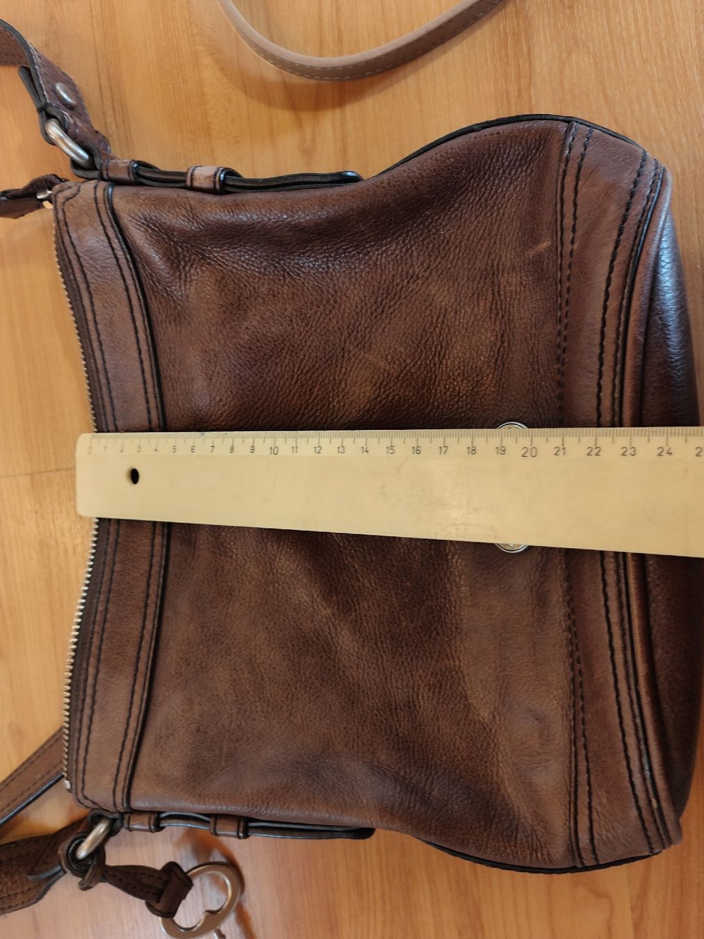 Fossil Taschen für Damen: a vendre sac Fossil – Gebraucht aus Epautheyres von michoko01 3