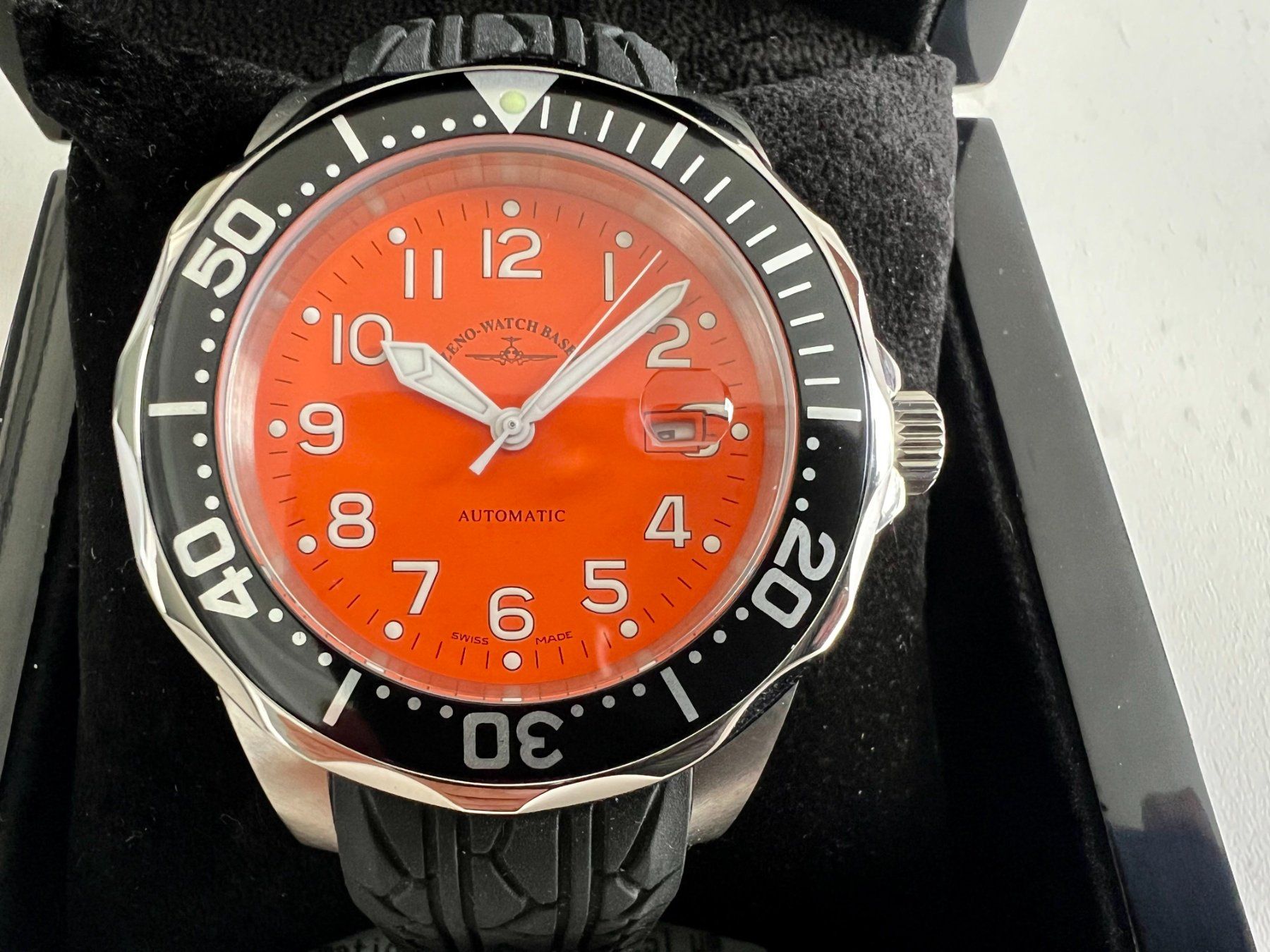 Zeno Orologi: ZENO Diver Automatic - X-Large 47mm - ETA 2824-2 - SRP 848.- – Nuovo e nell'imballaggio originale da Le Mont-sur-Lausanne venduto da LycaGallery 2