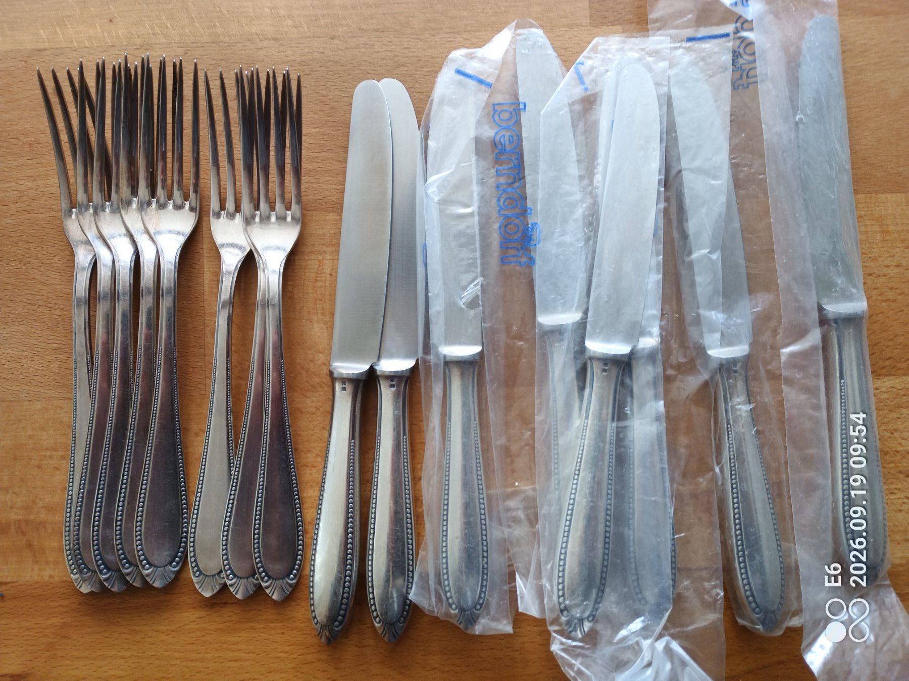 Berndorf Set di posate: Berndorf Dessertset 8fach Messer,Gabel Versilbert Top ! – Usato da Wetzikon ZH venduto da bonsaimarianna