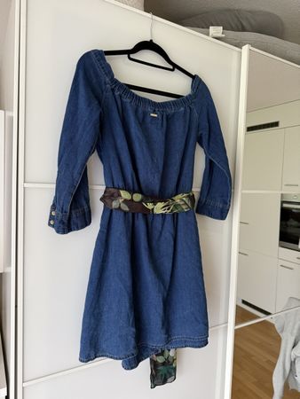 Guess Kleid Gr. M