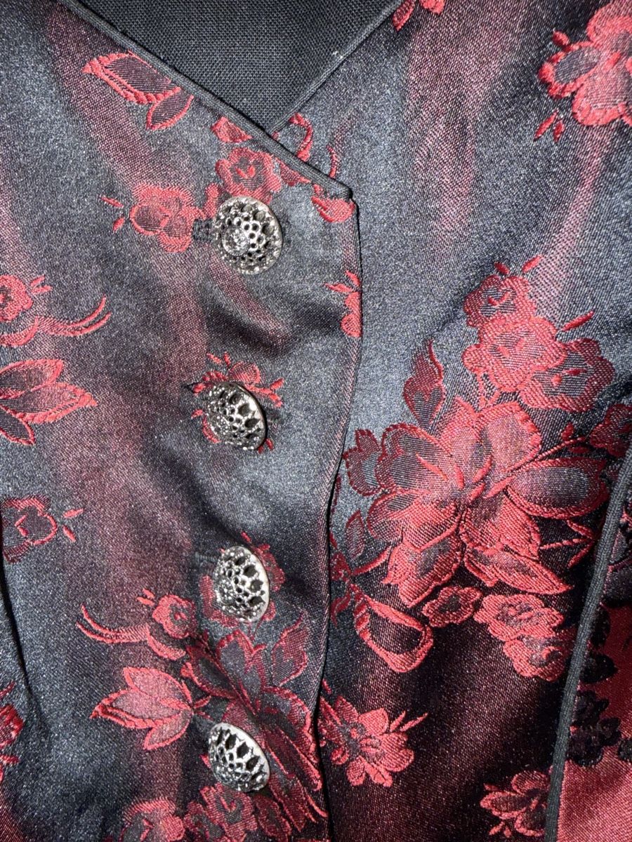 Vestiti: Dirndl Kleid bordeaux mit Blumenmuster, Grösse 36 – Nuovo (secondo la descrizione) da Zuzwil SG venduto da Boho-Style 8