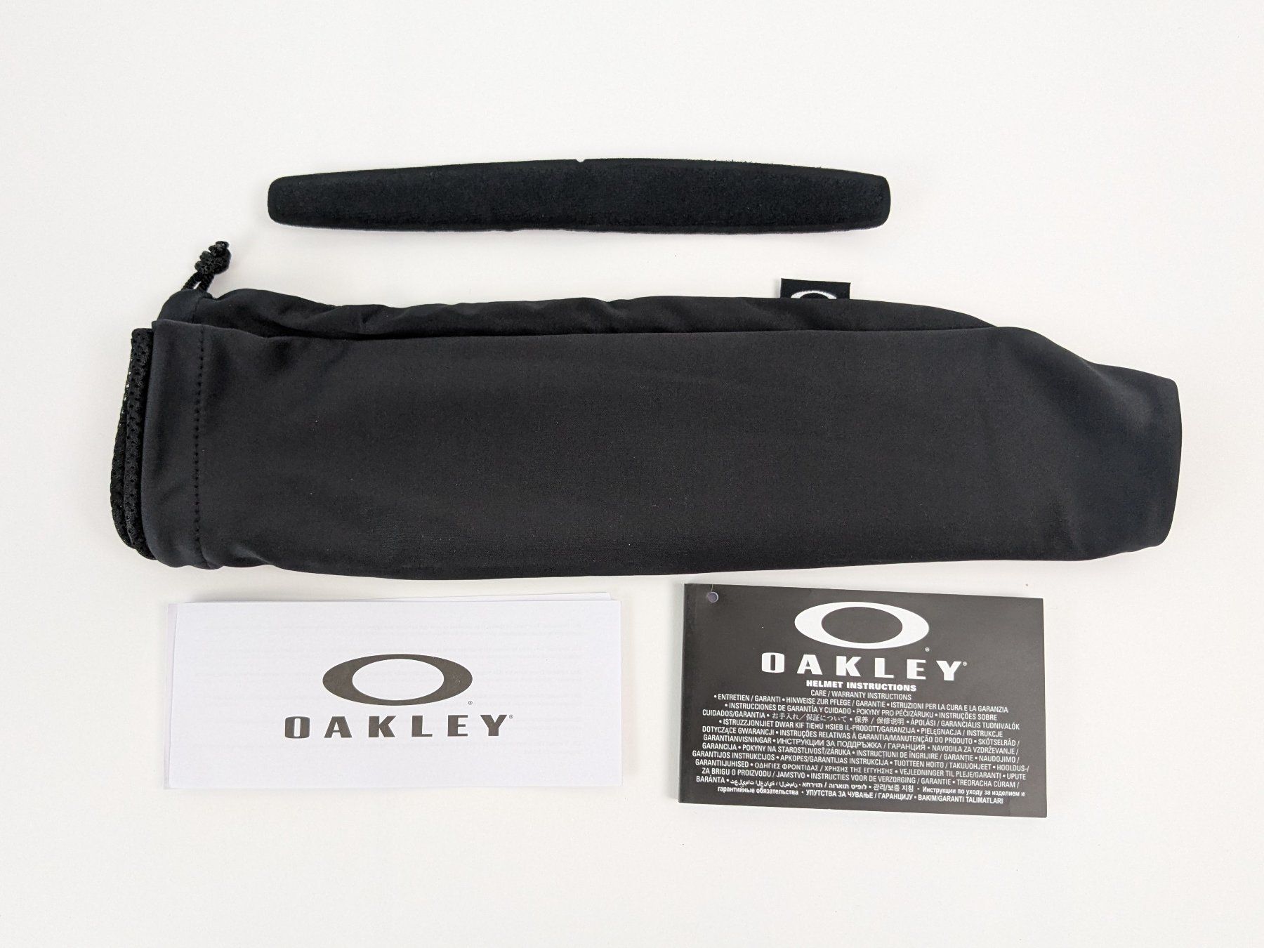 Oakley Caschi: OAKLEY ARO7 Lite MIPS Velohelm Gr S – Nuovo (secondo la descrizione) da Dintikon venduto da Restwert_Dintikon 8