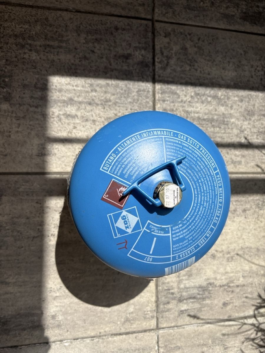 Campingaz Gas-Geräte & -Technik: CAMPING gaz Flasche  – Gebraucht aus Unterengstringen von hab_dyp5 1