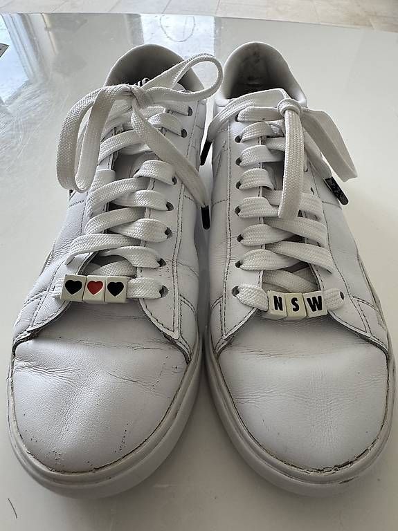 Scarpe per ragazze: Nike Mädchen Größe 36.5 – Usato da Therwil venduto da niggidaetsch 1