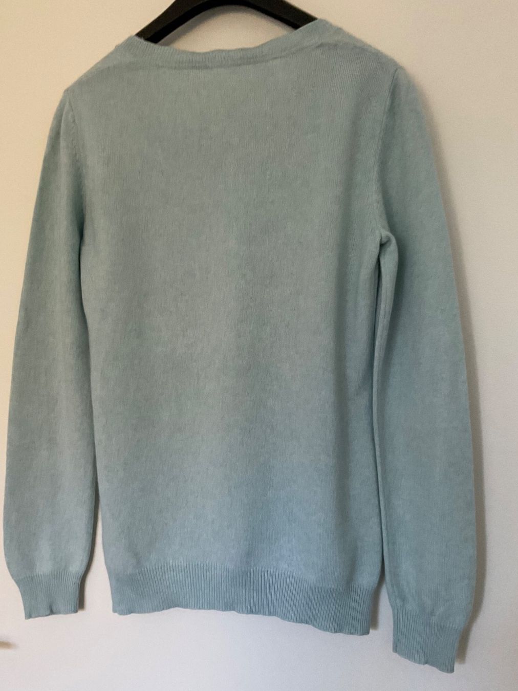 Maglioni & Felpe: 55% Seide 45% Kaschmir Pullover Gr S hellblau – Usato da Urdorf venduto da alda02 4