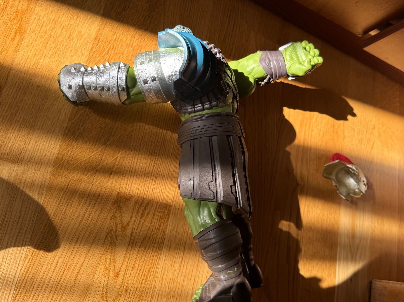Statuette: Hulk Gladiator Figur 1/6 – Usato da Rapperswil SG venduto da Boadioz 3