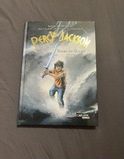 Libri: Percy Jackson - Diebe im Olymp – Nuovo (secondo la descrizione) da Dietlikon venduto da Elpatron12