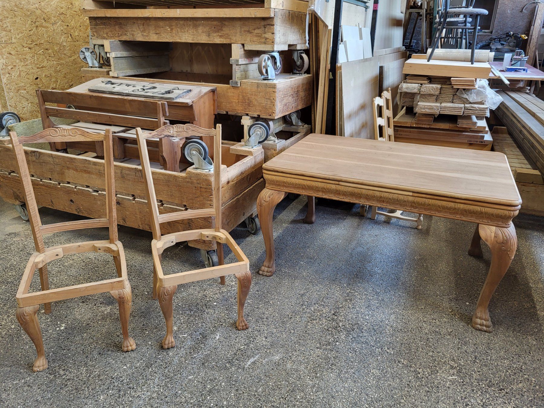 Set di tavolo e panche: Mobilier Renaissance – Usato da Broc venduto da noel-bugnard