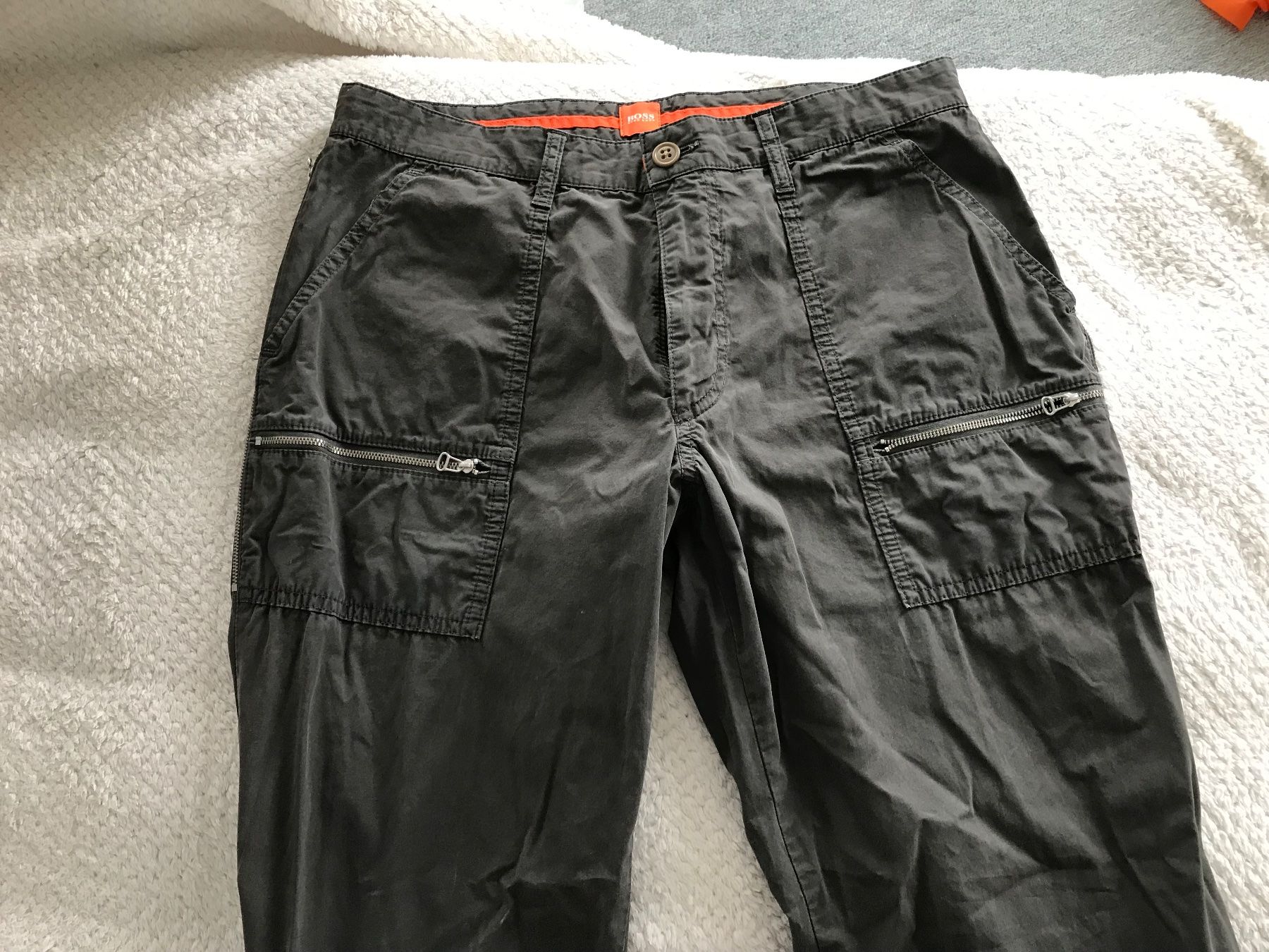 Hugo Boss Hosen: Hugo Boss Hose, Grau, Grösse 98 – Gebraucht aus Niederteufen von mix18