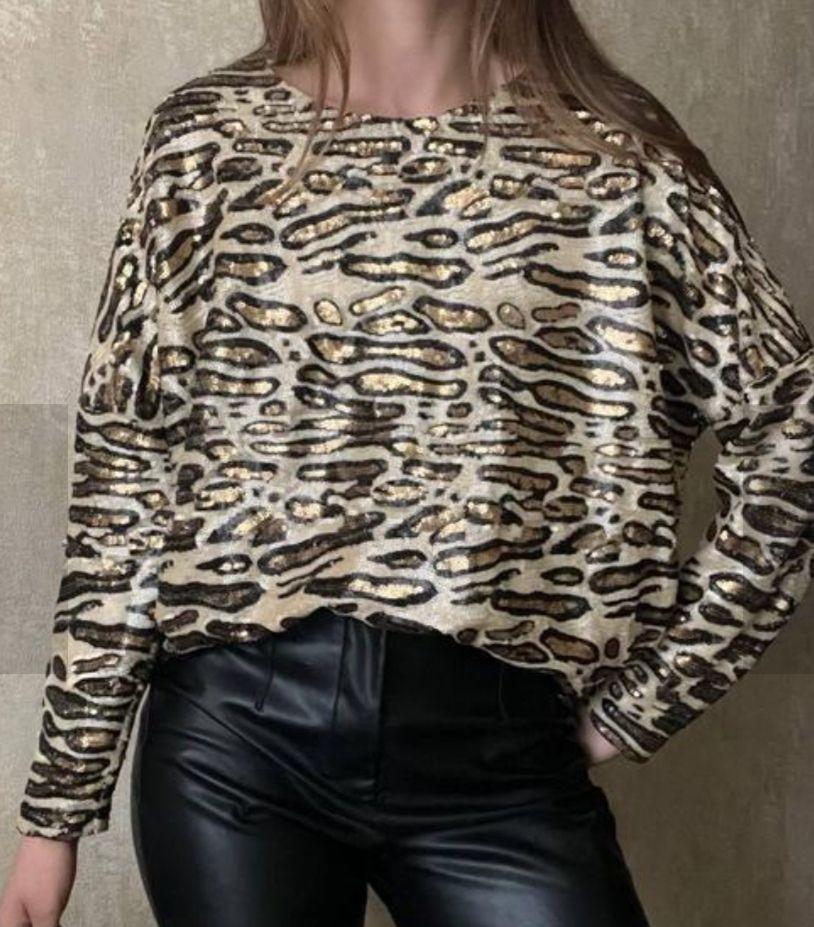 Zara Pullover & Sweatshirts: Zara Special Edition, Pailetten Leo Pulli  – Gebraucht aus Uerikon von pink_flamingo 2