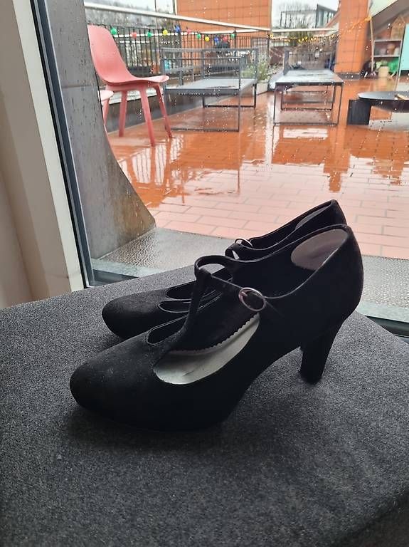 Scarpe da donna: Pumps/Stilettos Graceland Gr. 38 – Usato da Zürich venduto da Awipi 1