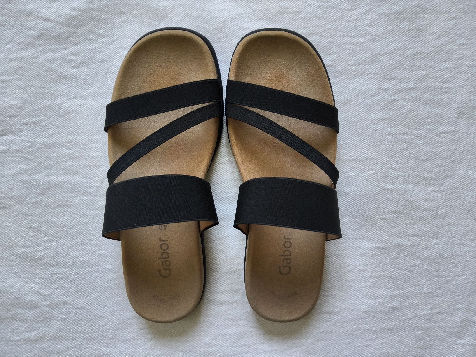 Gabor Scarpe da donna: Gabor Pantoletten Gr. 40 schwarz, fast neu – Usato da Baar venduto da Calla1508
