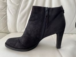 Stiefeletten schwarz Rauleder Grösse 39 STUART WEITZMAN